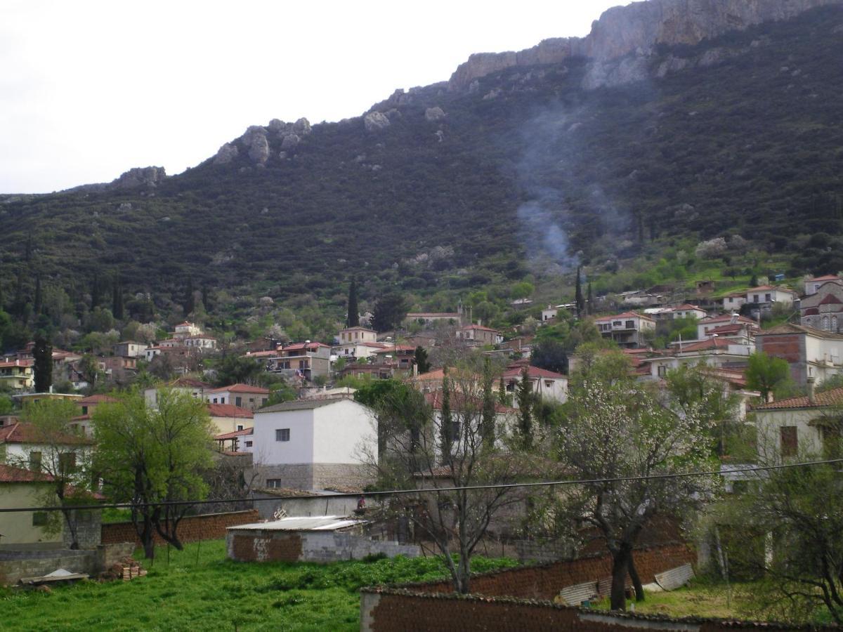 Kelari Studios Ámfissa Exterior foto