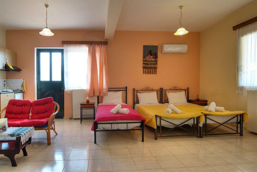 Kelari Studios Ámfissa Quarto foto